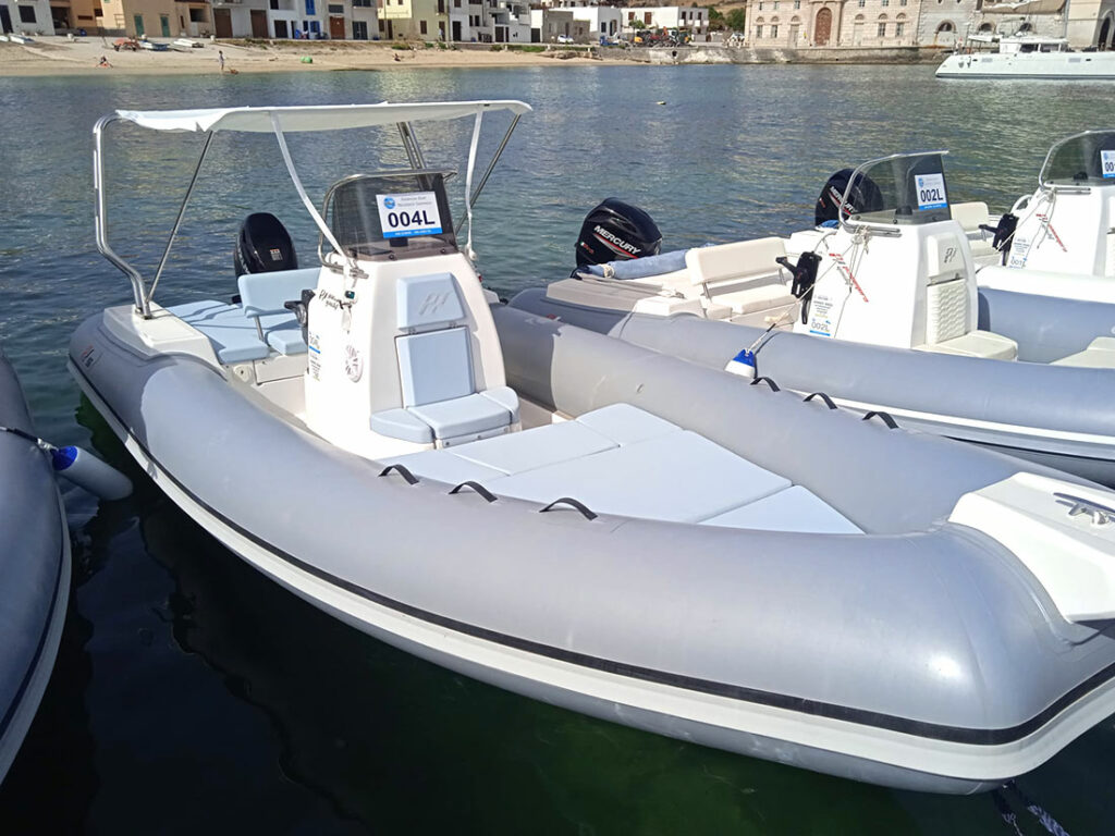 noleggio-gommone-isole-egadi